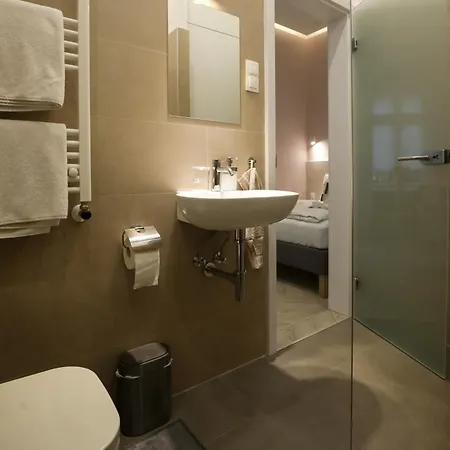 Ozone Silver&gold * Budapest