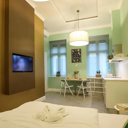 Ozone Silver&gold Budapest