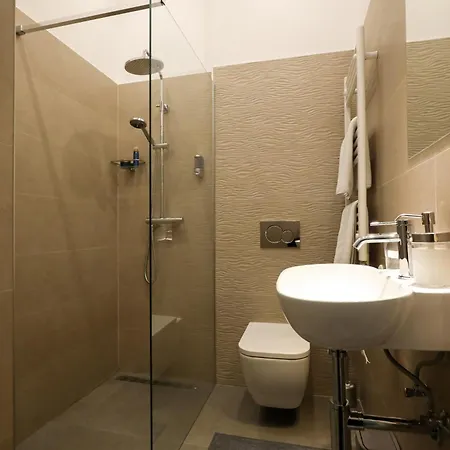 Ozone Silver&gold Budapest